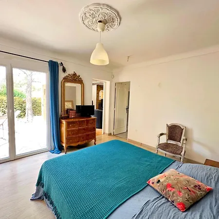 Maison Proche Raphael Villa *