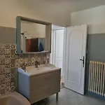 Maison Proche Raphael *