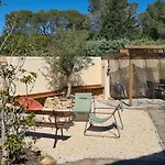 Maison Proche Raphael *