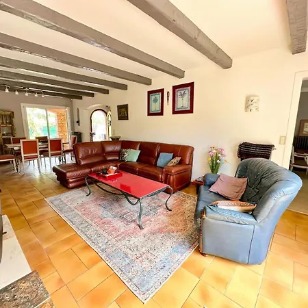 Maison Proche Raphael וילה