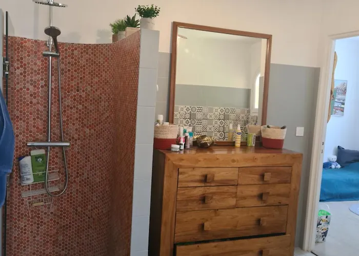 Maison Proche Raphael וילה *