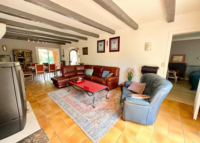 Maison Proche Raphael וילה